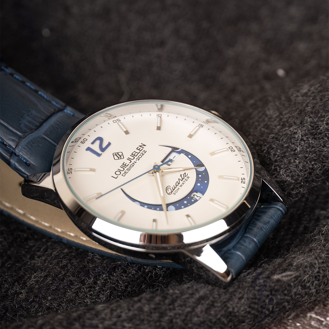 Montre Élégante avec Phases Lunaires