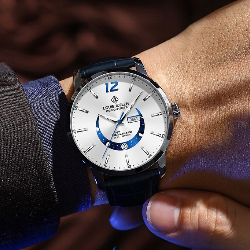 Montre Élégante avec Phases Lunaires