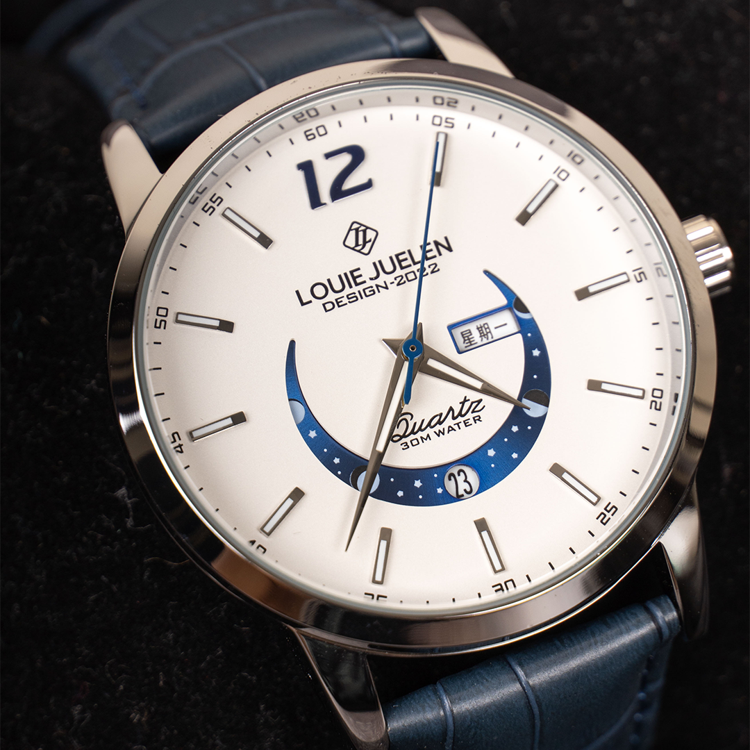 Montre Élégante avec Phases Lunaires