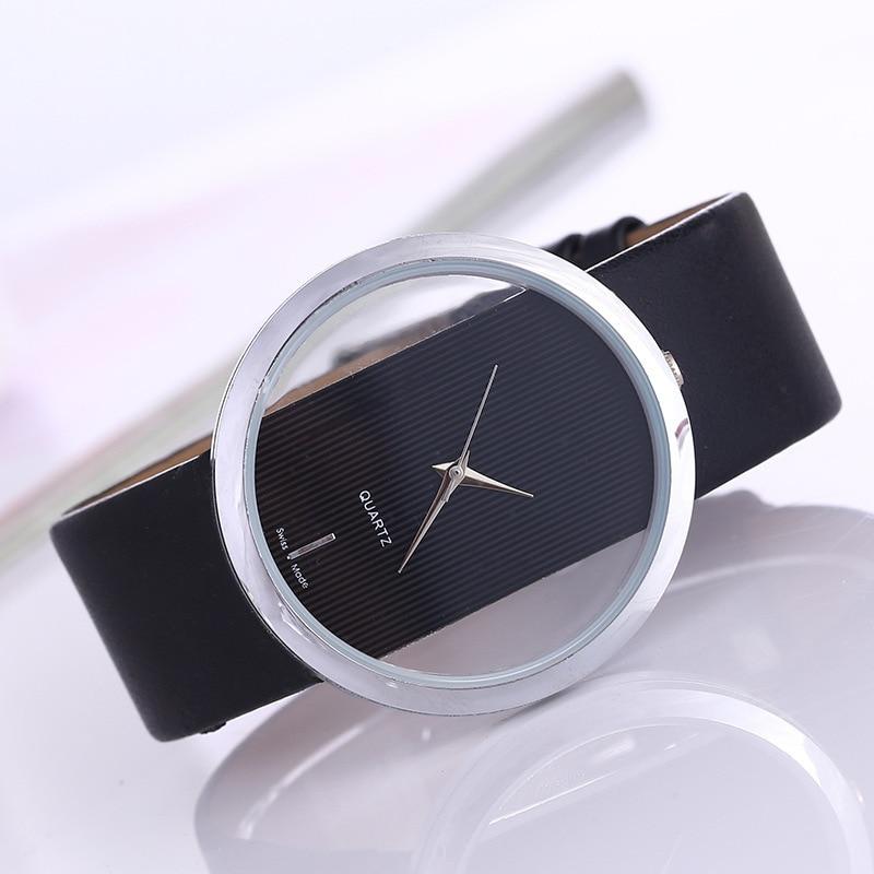 Montre à Quartz avec Boîtier Transparent et Élégant